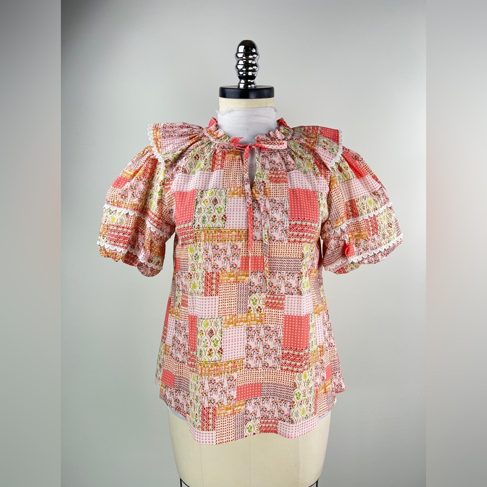 💚 3534. Puff Sleeve Floral Tie Front Blouse